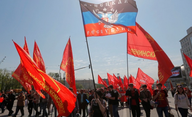 Около 2 000 човека на митинг в Донецк срещу изборите в Украйна 