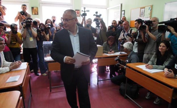 Станишев: Българите трябва да гласуват информирано, защото се опитват да ги заблуждават