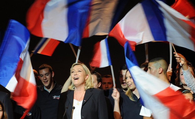 Льо Пен поиска парламентът да бъде разпуснат 