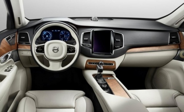 Volvo показа уникалния интериор на следващия XC90