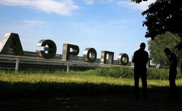 Отново стрелба край летището в Донецк