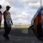 Путин и Оланд ще се срещнат в навечерието на годишнината от Десанта в Нормандия