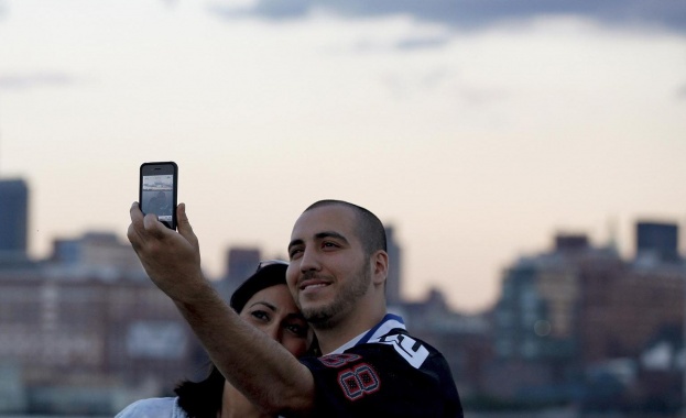 Младите двойки търсят информация за продукти в социалните мрежи, но се доверяват повече на тв