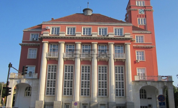 В Плевен започва цялостна подмяна на уличното осветление Подобна осветителна