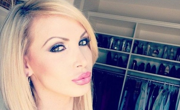 Порнозвезда се включва в кметската надпревара в Торонто 