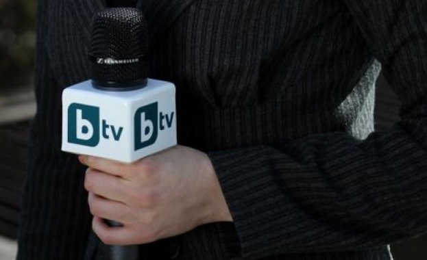 Репортер на bTV остана без работа заради срещата на Орешарски с Ренци 