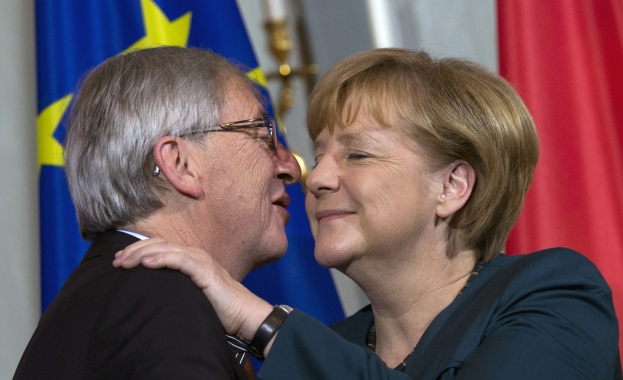 Меркел реши, че ще подкрепи кандидатурата на Юнкер за ЕК