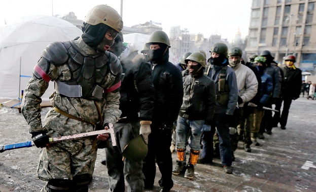 В Крим са задържани бойци от „Десен сектор” 