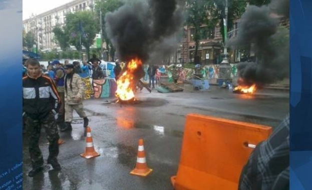 «Евромайдановците» отказват да разчистят Майдана