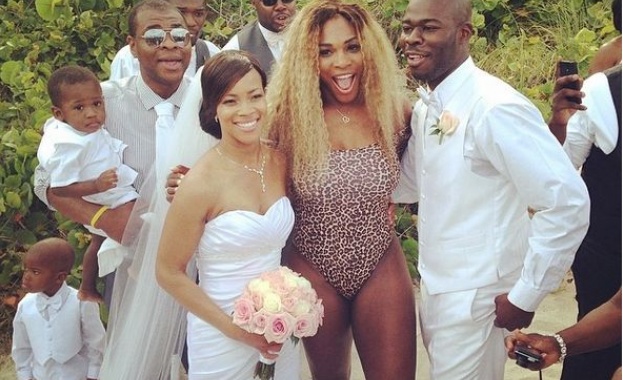 Серина Уилямс цъфна на сватба по бански 