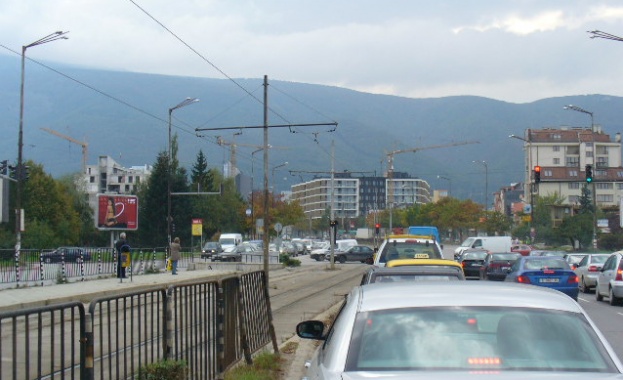 Изтичане на газ затвори столичния бул. "България"