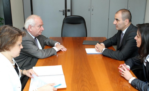 Жозеф Дол: Време е правителството в България да се смени