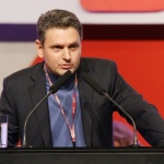 Николай Малинов: През прозореца на Петър I и портите на Иван Грозни