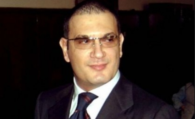 Доктора дарил политик с часовници за 200 хил. евро