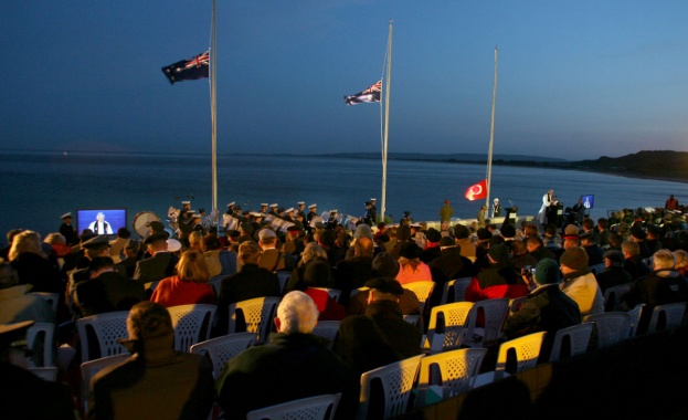 Турски депутати искат забрана на алкохола в Галиполи