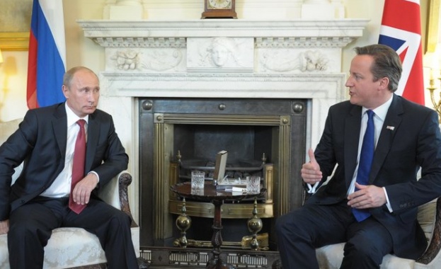 Срещата на Путин и Камерън започна без традиционното ръкостискане