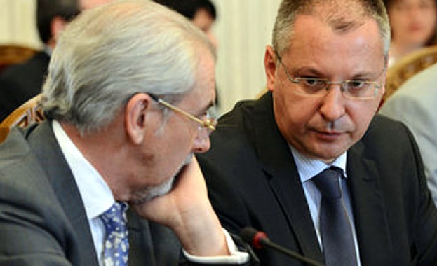 Местан: Избори до края на годината; Станишев: Ще си помисля 