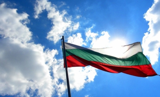 Българско знаме в центъра на Чикаго