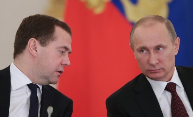 Медведев обсъди с Путин ситуацията с бежанците от Украйна