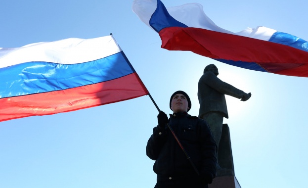 В Москва ще разпънат рекорден по размер флаг на Русия