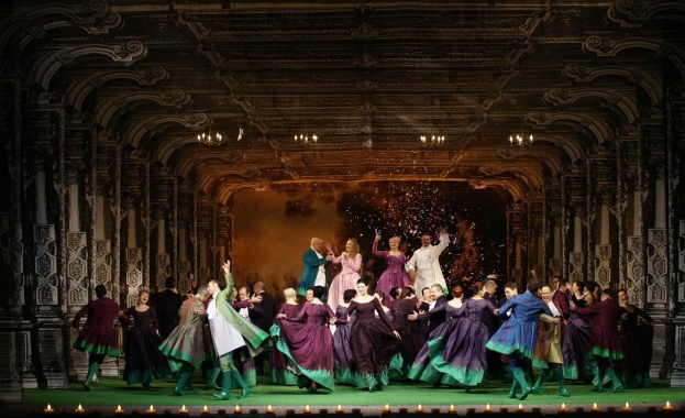 Хорхе Букай и синът му Дамиан на гости в Софийската опера и балет