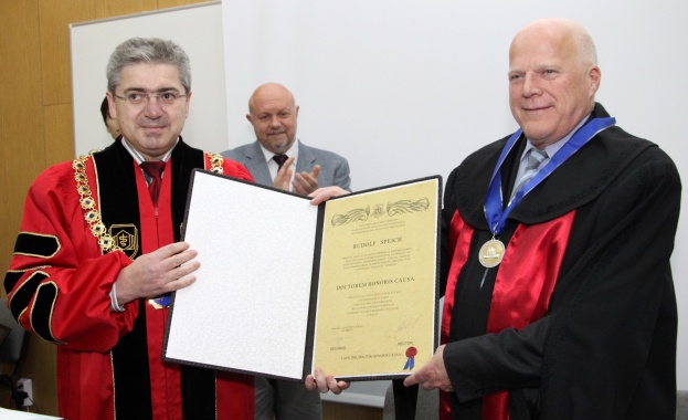 Световноизвестен специалист по пулмонална хипертония стана Doctor Honoris Causa на МУ-Варна