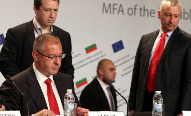 Властовата криза – икономическо прегрупиране плюс геополитика