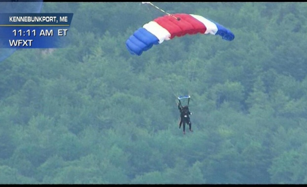 Буш-старши скочи с парашут /видео/