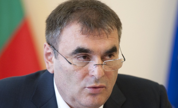 Данаил Папазов и Мариана Георгиева валидираха пощенска марка „Футбол 2014“