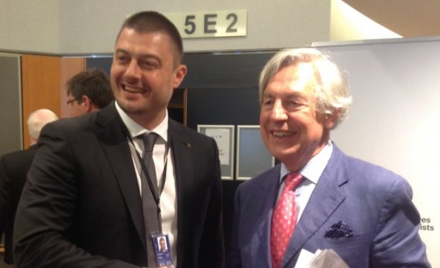 Бареков влезе в Изпълнителното бюро на консерваторите в ЕП 