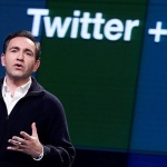 Оперативният директор на Twitter изненадващо се оттегли