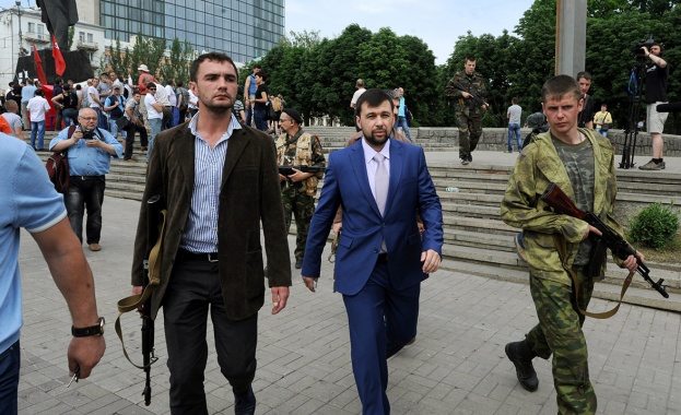 Автомобил на Пушилин бе взривен в Донецк, двама загинаха