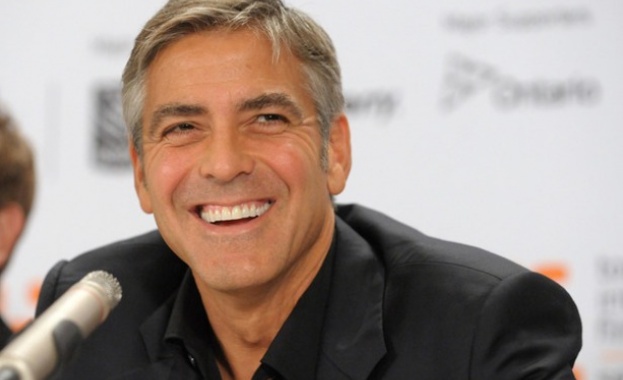 Клуни тръгва по стъпките на Шварценегер, ще става губернатор