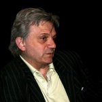 "Ода" за Станишев: Другарю председател, иди на консултация при д-р Хаус