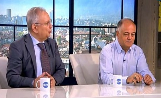 Атанасов прогнозира оставка на 28 юли,  а Октай - край на "ерата Доган"