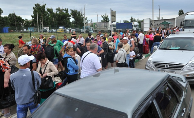 ФМС на Русия: В югоизточните райони на Украйна нараства хуманитарна катастрофа