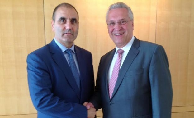 Цветанов запозна баварския вътрешен министър с промените в Закона за МВР