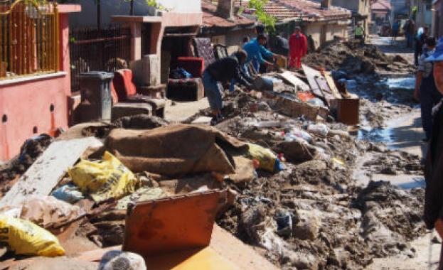 Щети за над 550 000 лева в детски градини и училища след потопа във Варна