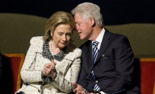 Бил и Хилари Клинтън на фестивал на мюзикъла в Ню Йорк 