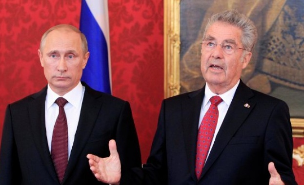 Виена приветства решението на Путин за отмяната на използването на ВС в Украйна