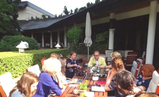 Бранимир Ботев запозна руски медии с обстановката в българските курорти