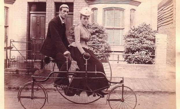 На този ден през 1819 г. Денис Джонсън патентова колетото