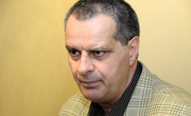 Радан Кънев не събрал гласове за евродепутат, смята социологът Михаил Мирчев