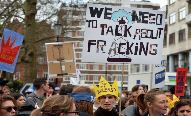 Германия иска да забрани добива на шистов газ поне до 2021 година