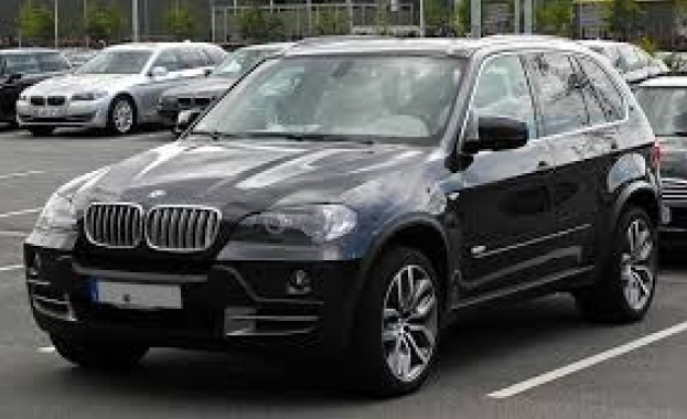 НАП продава леки автомобили за 200 лв. 