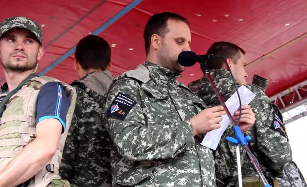Донецк се готви за отбрана