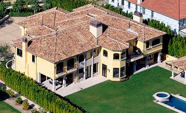 Ким Кардашиян и Кание Уест продават имението си в Бел Еър