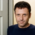 Явор Гърдев: Пробва се нещо, което прилича на държавен капитализъм в театъра