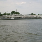 Чужди туристи акостираха във Видин 