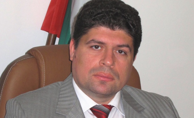 Прокуратурата повдигна обвинение на бивш директор на ДФЗ